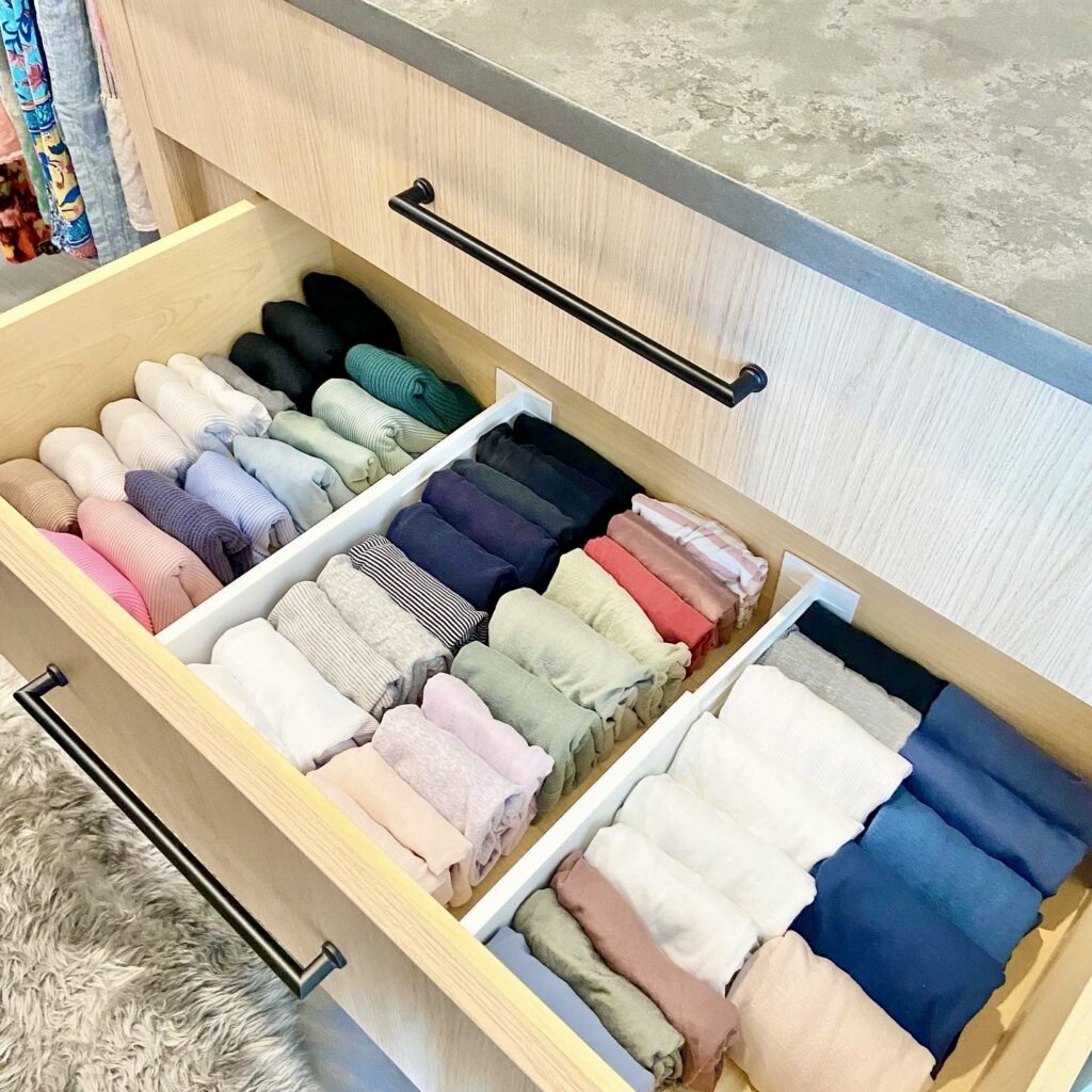 clothes organized